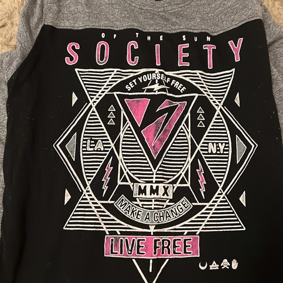 New - Picture 2 of 2